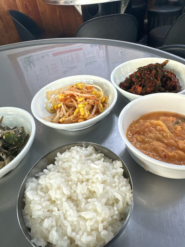 ベクイ手作り豆腐店（백이손두부）のパンジャンの画像
