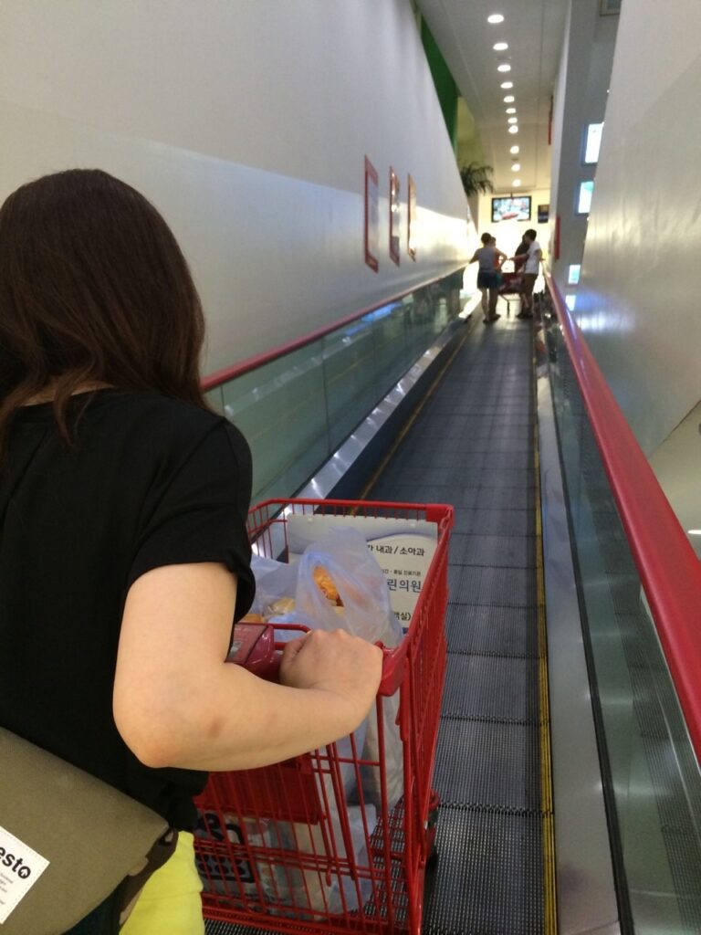 韓国ソウルのスーパーの画像