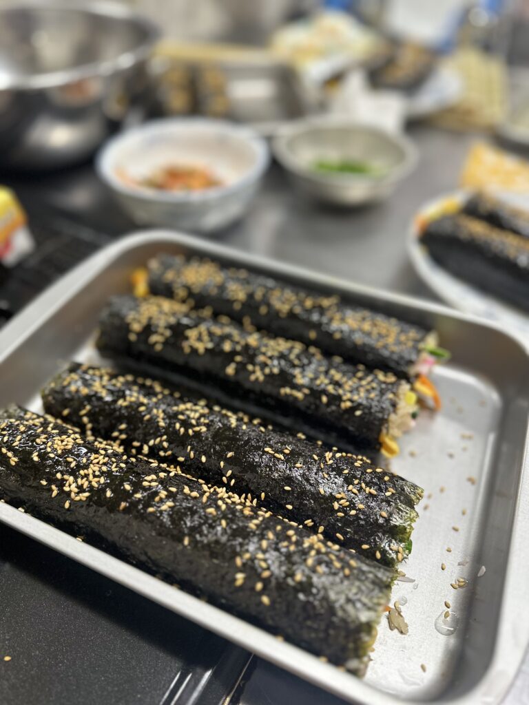 オンマの韓国料理教室で作ったキンパの画像
