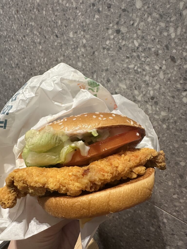韓国マクドナルドのシャンハイバーガーの画像
